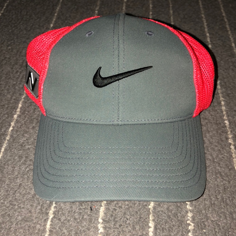 Nike Gold hat